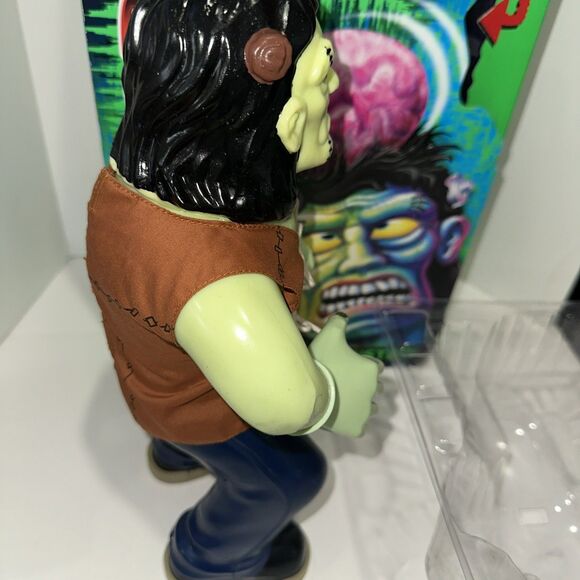 MANLEY TOY QUEST STRETCH SCREAMERS ELECTRONIC FRANKENSTEIN WITH BOX - Picture 13 of 16